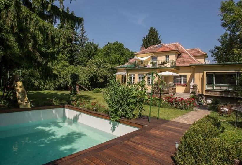 تختخواب و صبحانه Hübsches Privatzimmer Mit Bad