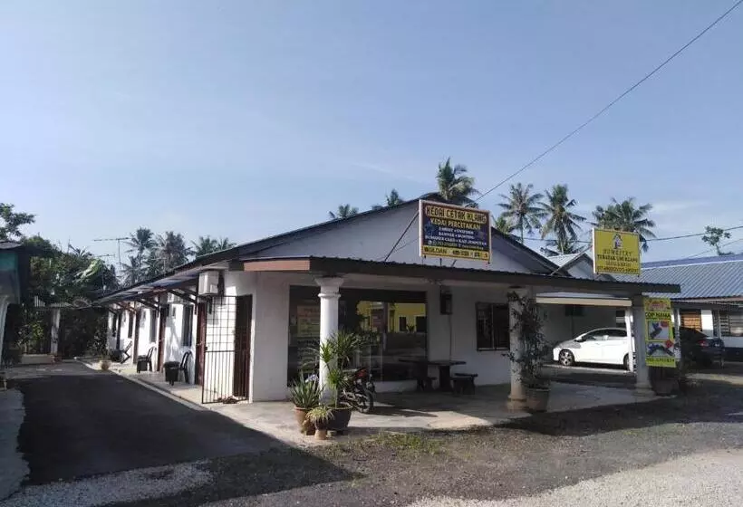 ペンション Homestay Teratak Umi Klang