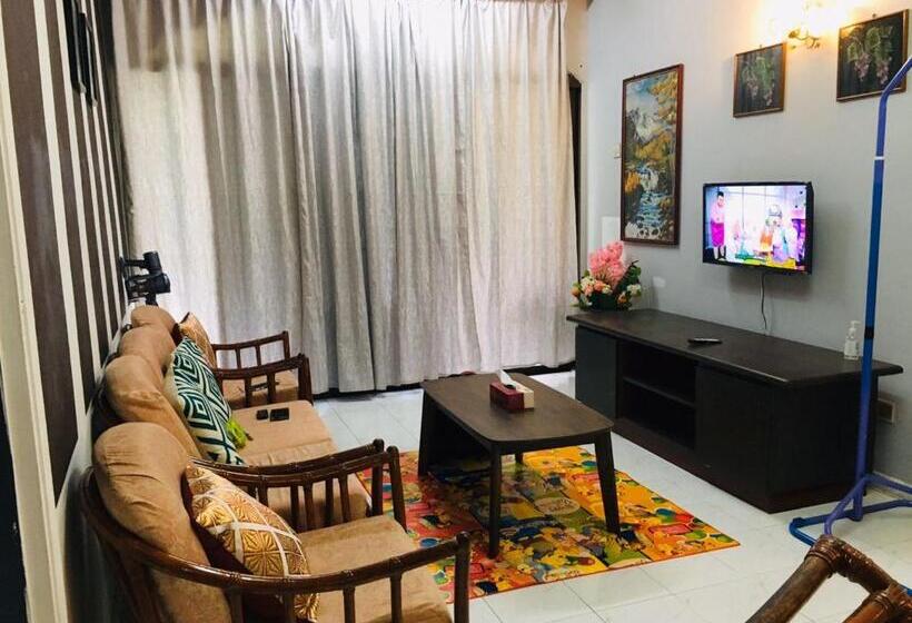 بنسيون Seri Lagenda Apartment