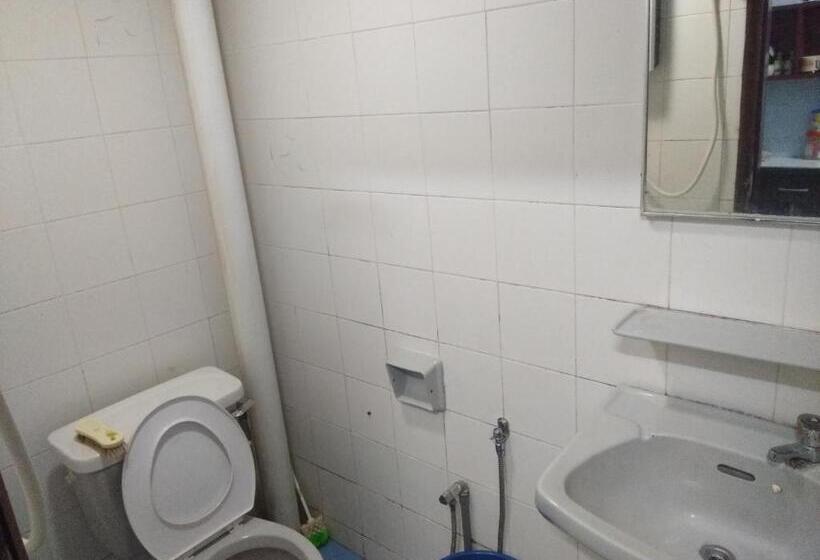 بنسيون Seri Lagenda Apartment