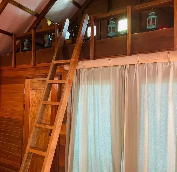 ペンション The Temak Villa