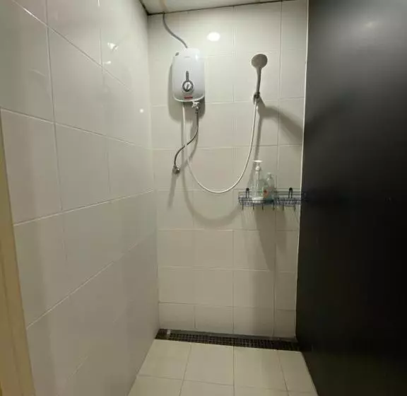 Schronisko Yy Residences