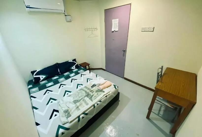 Schronisko Yy Residences