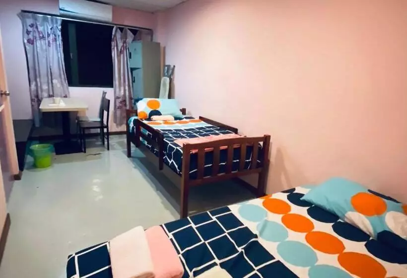 Schronisko Yy Residences