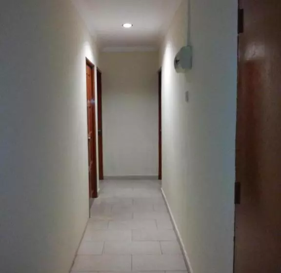 Schronisko Yy Residences