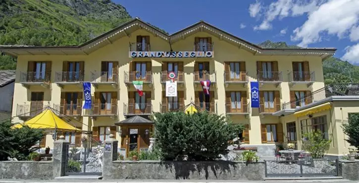 ホテル Grand Usseglio