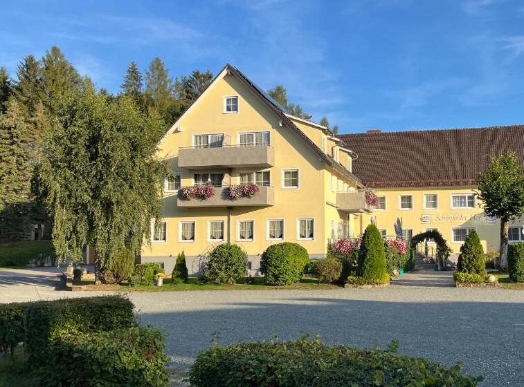 ホテル Landhaus Schönfelder Hof