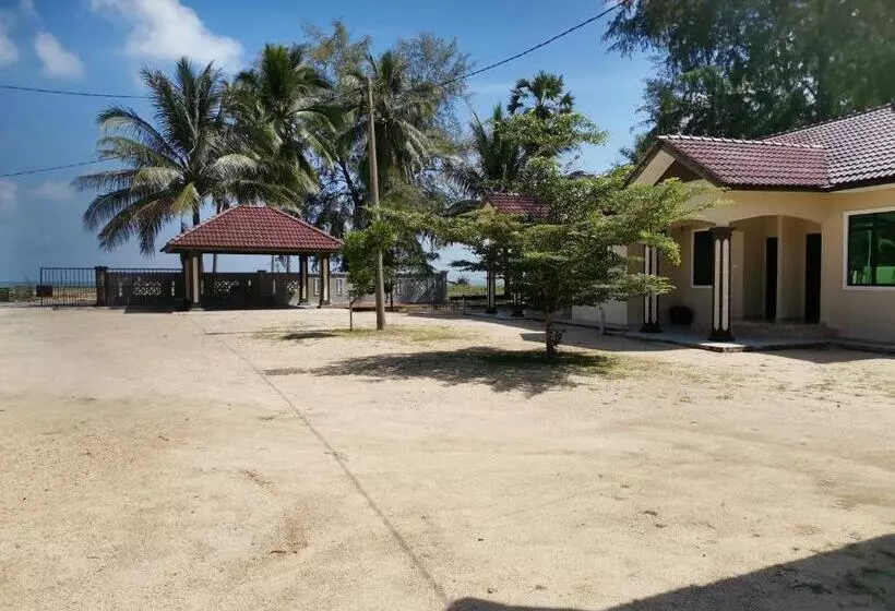 ペンション Faris S Homestay & Resort