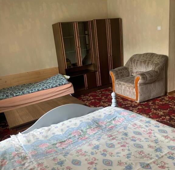 پانسیون Guesthouse Svečiuose Pas Gražina