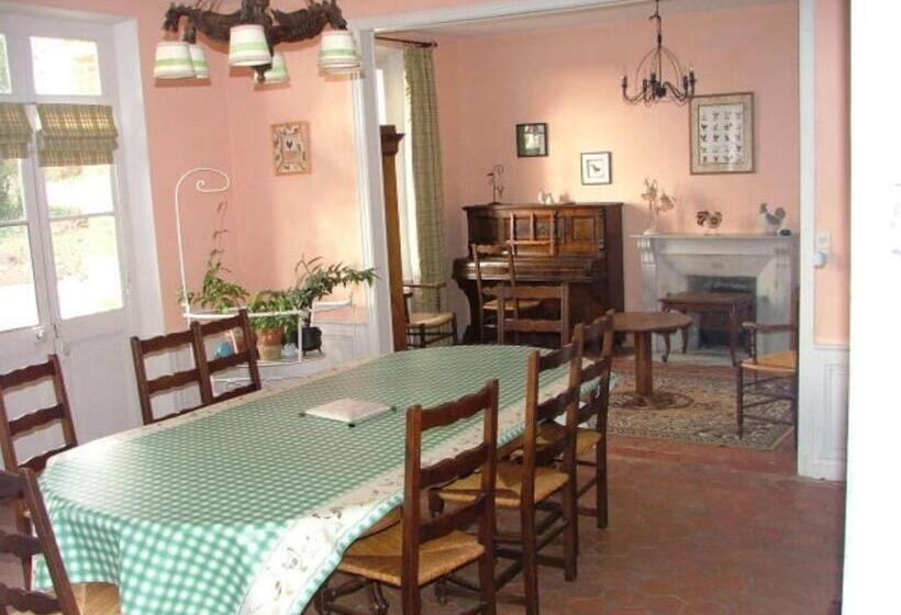 민박 Chez Francine Et Xavier