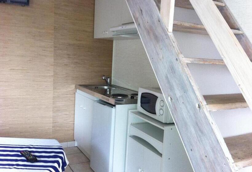 펜션 Au Bord De Sèvre