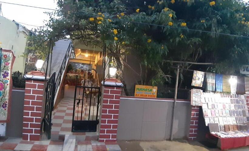 Pensão Manasa Guest House