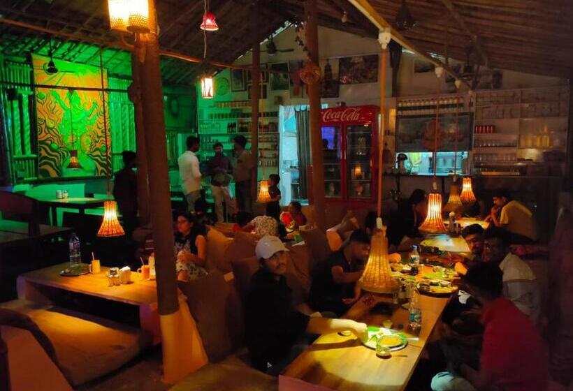 Pensão Manasa Guest House