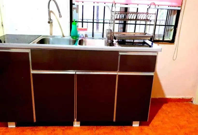 ペンション Pemandangan Indah Guest House   Look Out Point Villa