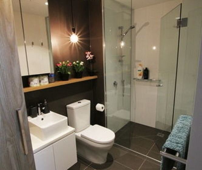 Carlson View Apartments  315 Latrobe St