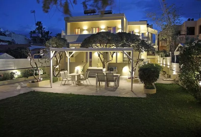 Effi Apartments