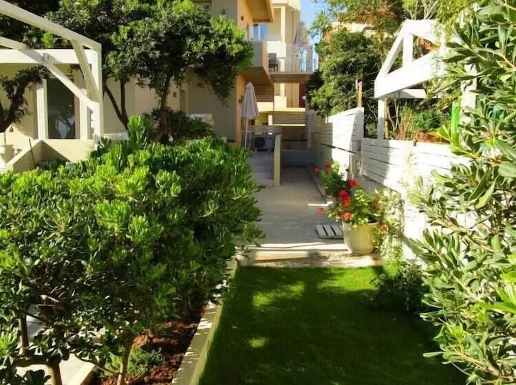 Effi Apartments