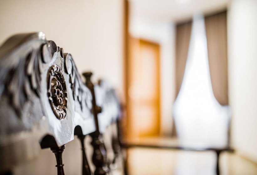 مسافرخانه Panoramic Rooms Salerno