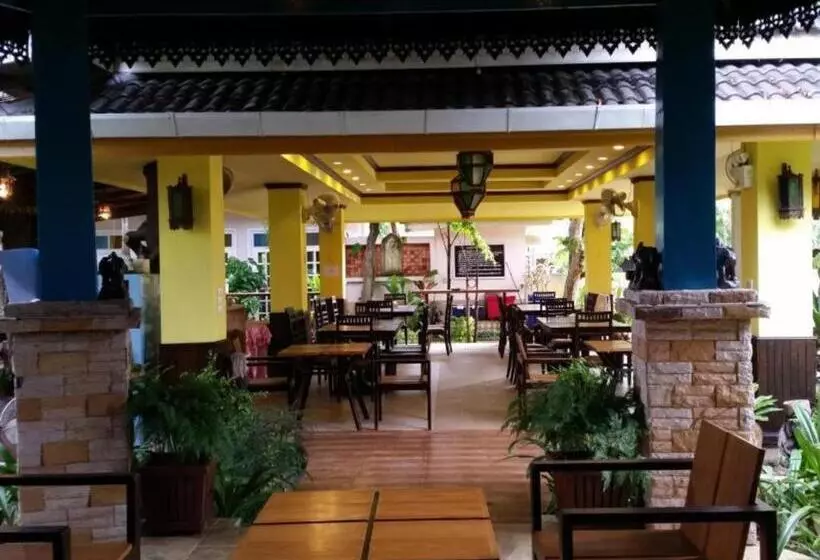 هتل Baanplaidoi Resort