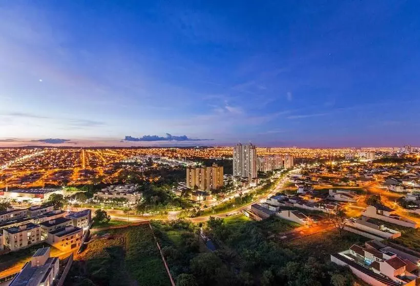 Hotelli Matiz Vilaboim Ribeirao Preto