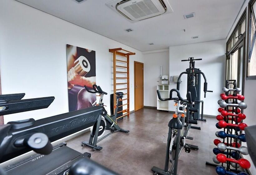 هتل Matiz Vilaboim Ribeirao Preto