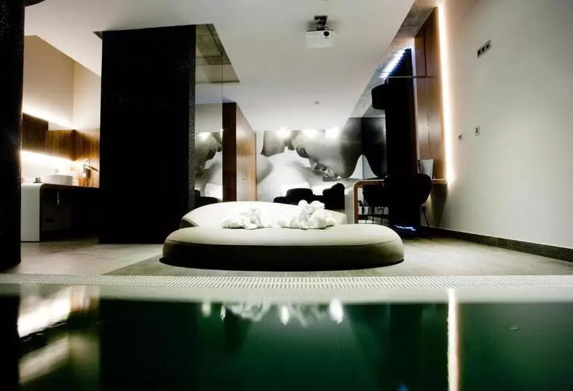 ホテル Mood   Private Suites