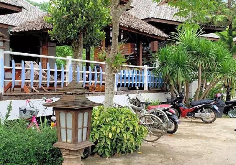 هتل Pai River Villa