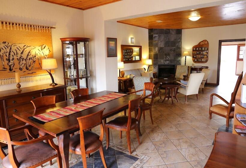 هتل Rossmund Lodge