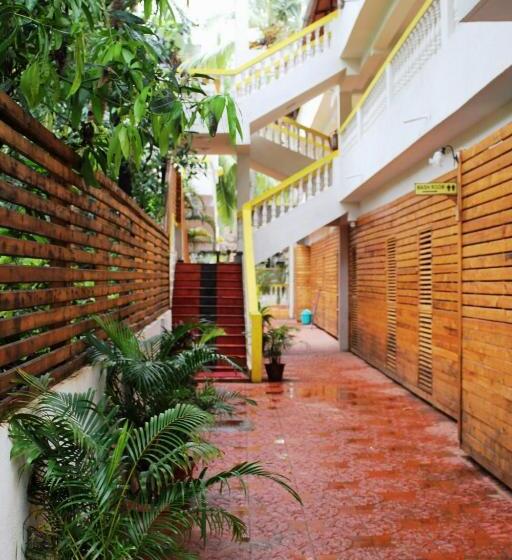 فندق Silver Sands Sunshine  Angaara