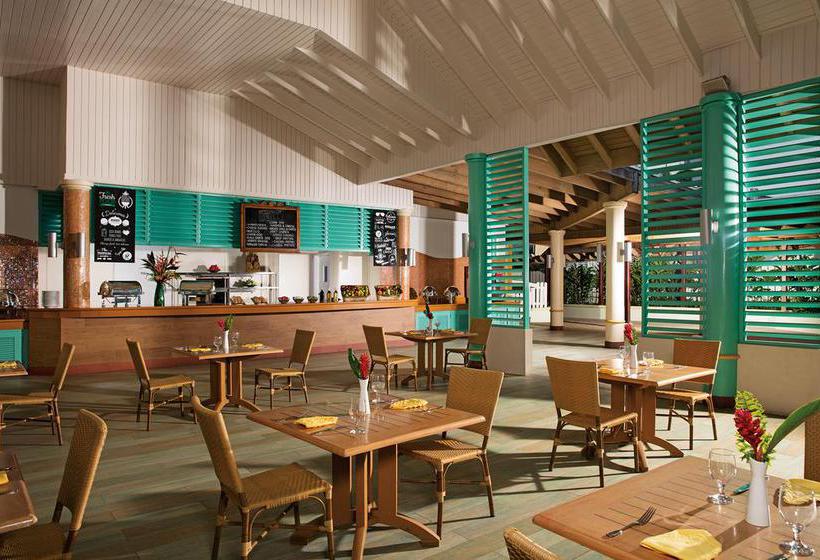 استراحتگاه Oasis At Sunset