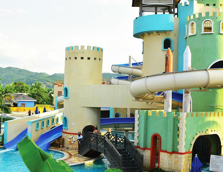 استراحتگاه Oasis At Sunset