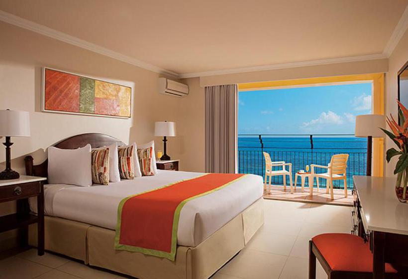 استراحتگاه Oasis At Sunset