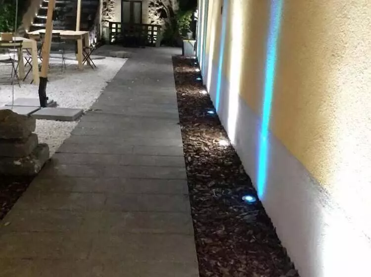 A Priori Guest House