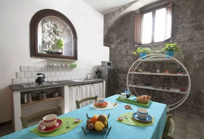 A Priori Guest House