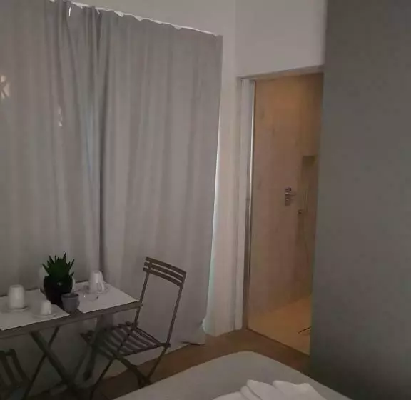 A Priori Guest House