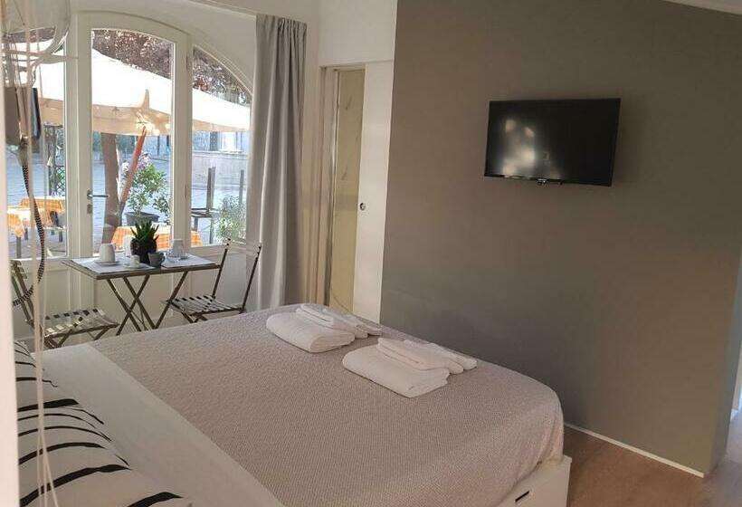 A Priori Guest House