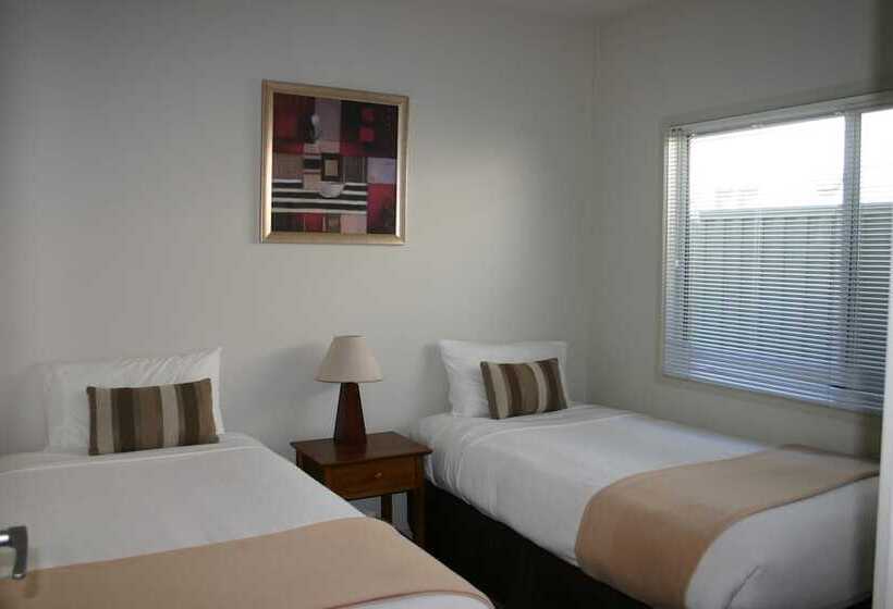 Abalina Cottages, Rotary Drive