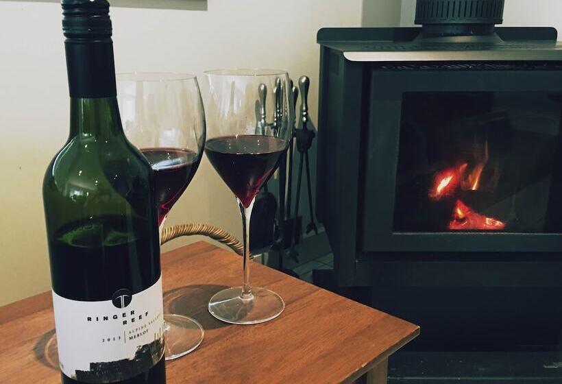 Abalina Cottages, Rotary Drive