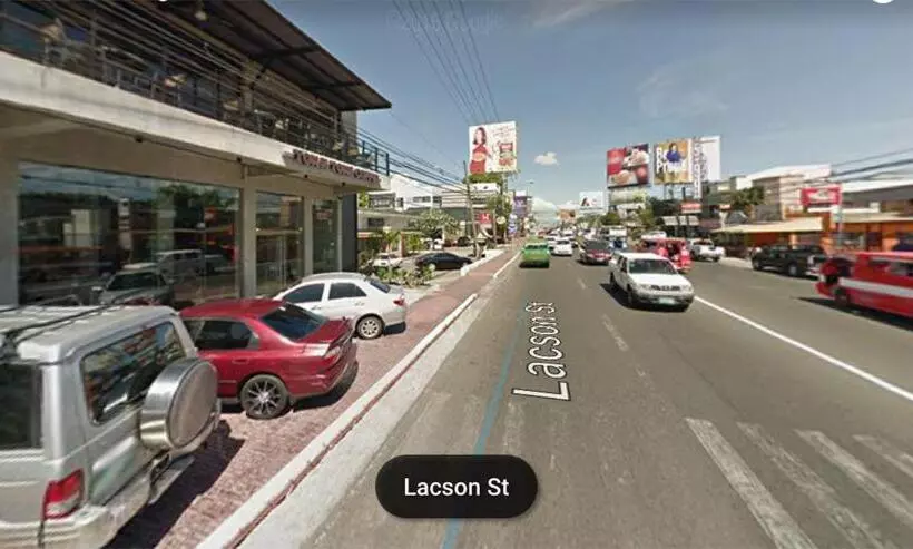 Hometown Hotel Lacson Bacolod