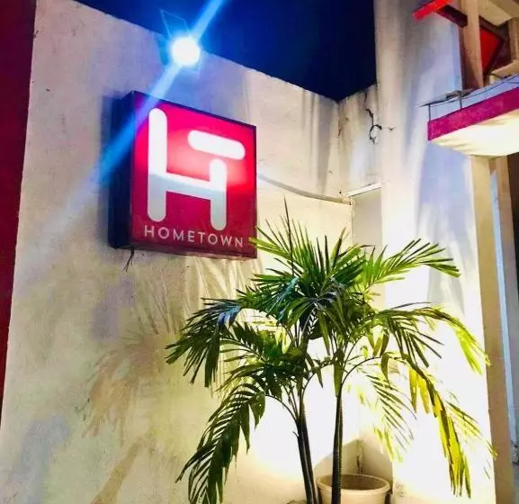 Hometown Hotel Lacson Bacolod