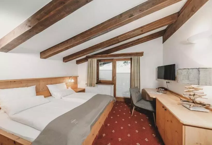 Hotelli & Appartements Tiroler Buam