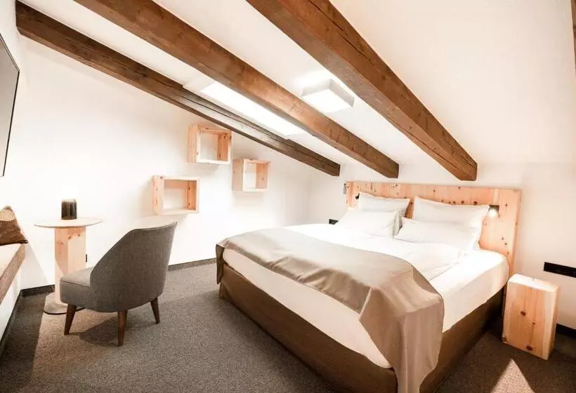 Hotelli & Appartements Tiroler Buam
