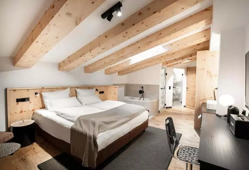 Hotelli & Appartements Tiroler Buam