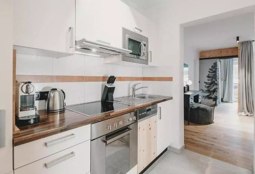 Hotelli & Appartements Tiroler Buam