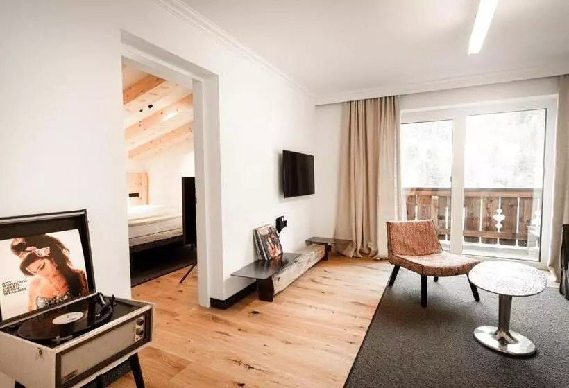 Hotelli & Appartements Tiroler Buam