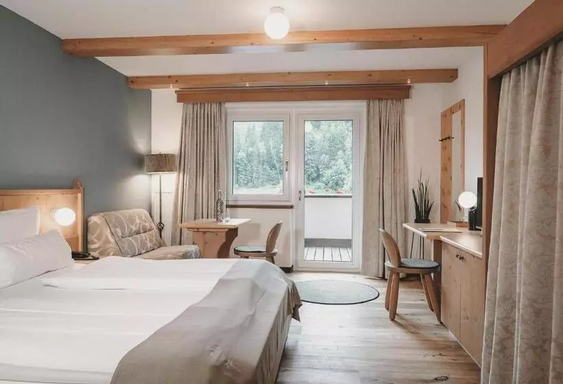 Hotelli & Appartements Tiroler Buam