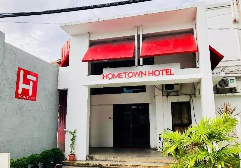 Hometown Hotel Lacson Bacolod