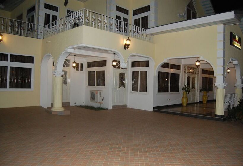 호텔 Kingsbridge Royale