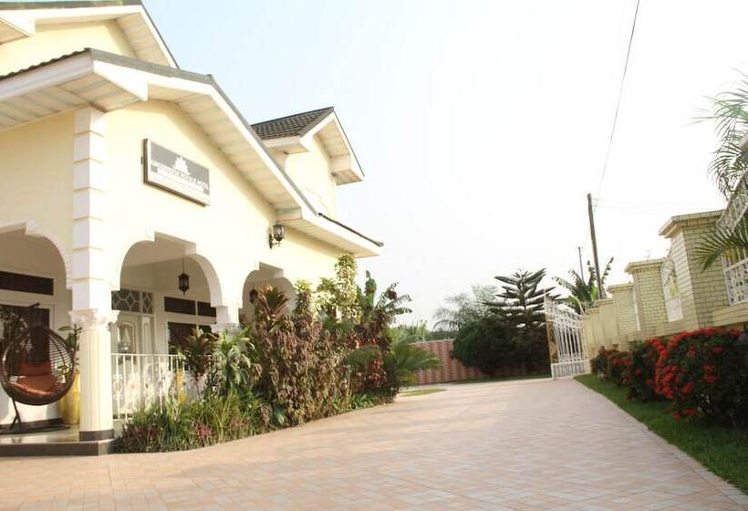 호텔 Kingsbridge Royale