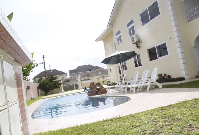 호텔 Kingsbridge Royale